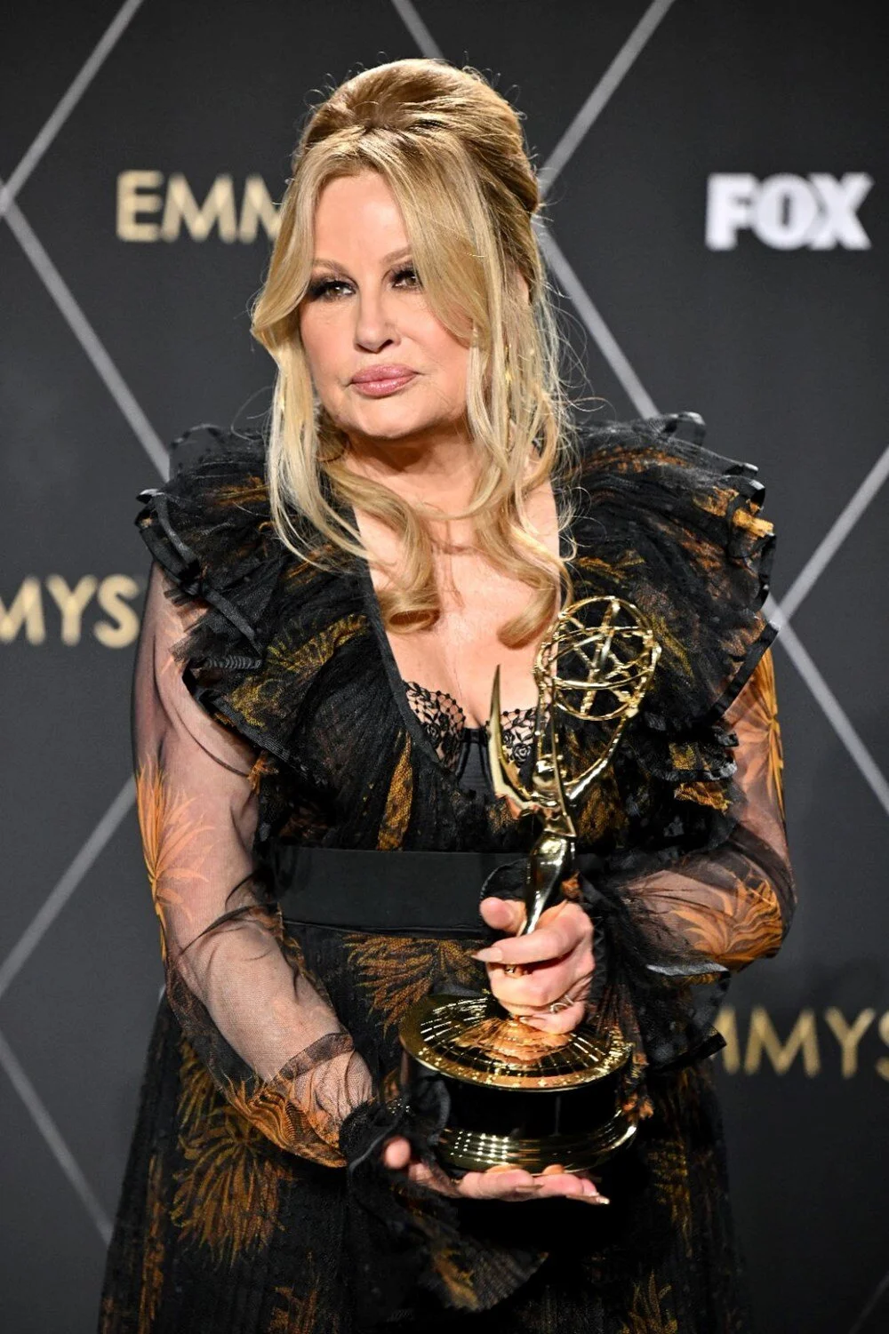 75. Emmy Ödülleri'nde kırmızı halı şıklığı - 12