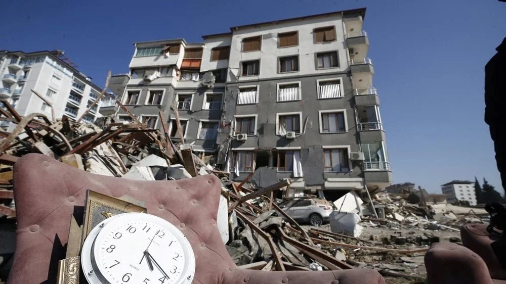 Asrın yıkımı: 105 saniye boyunca yer yerinden oynadı - 31