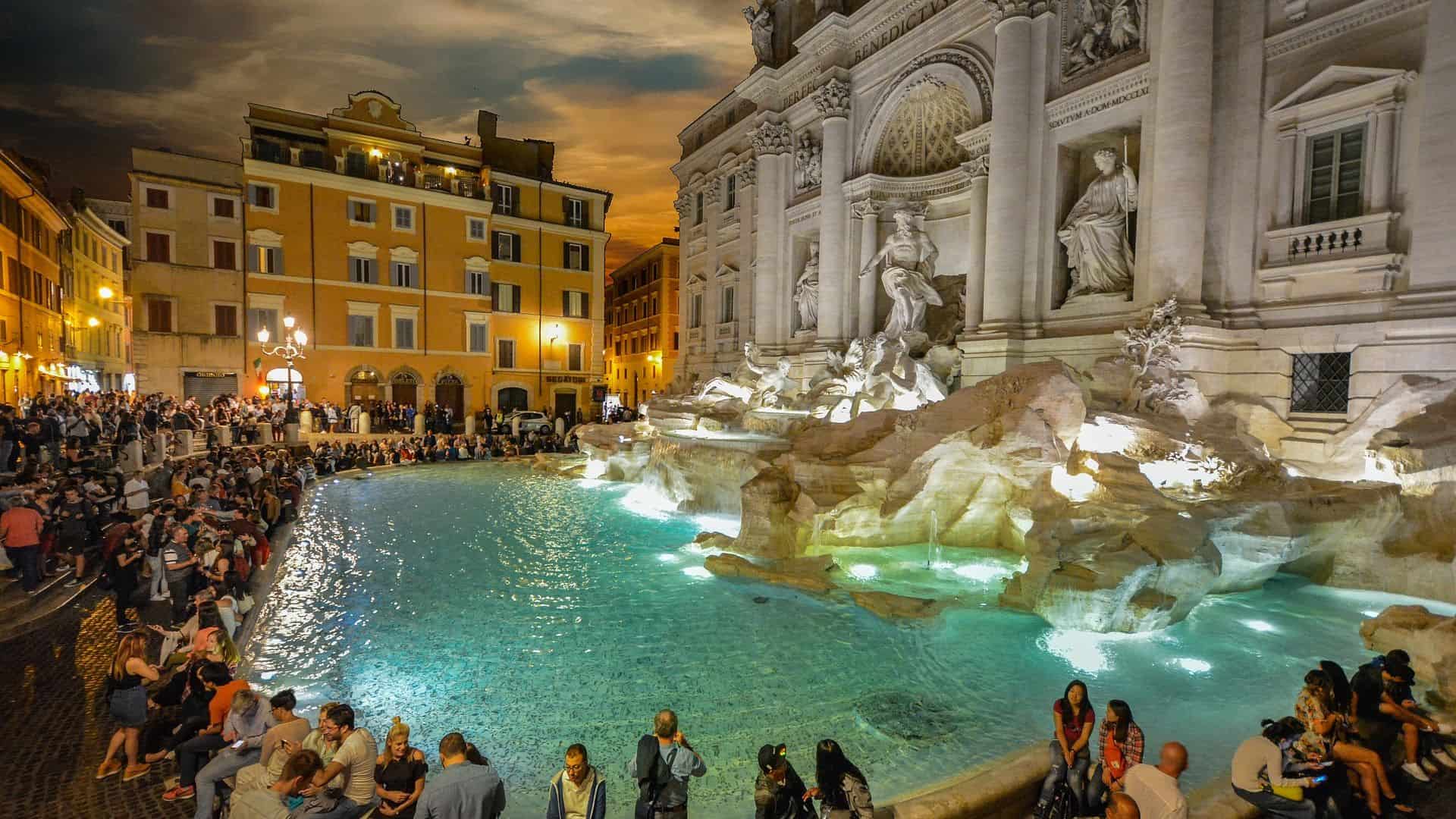 Roma'nın simgesi Aşk Çeşmesi yeniden açıldı - 11