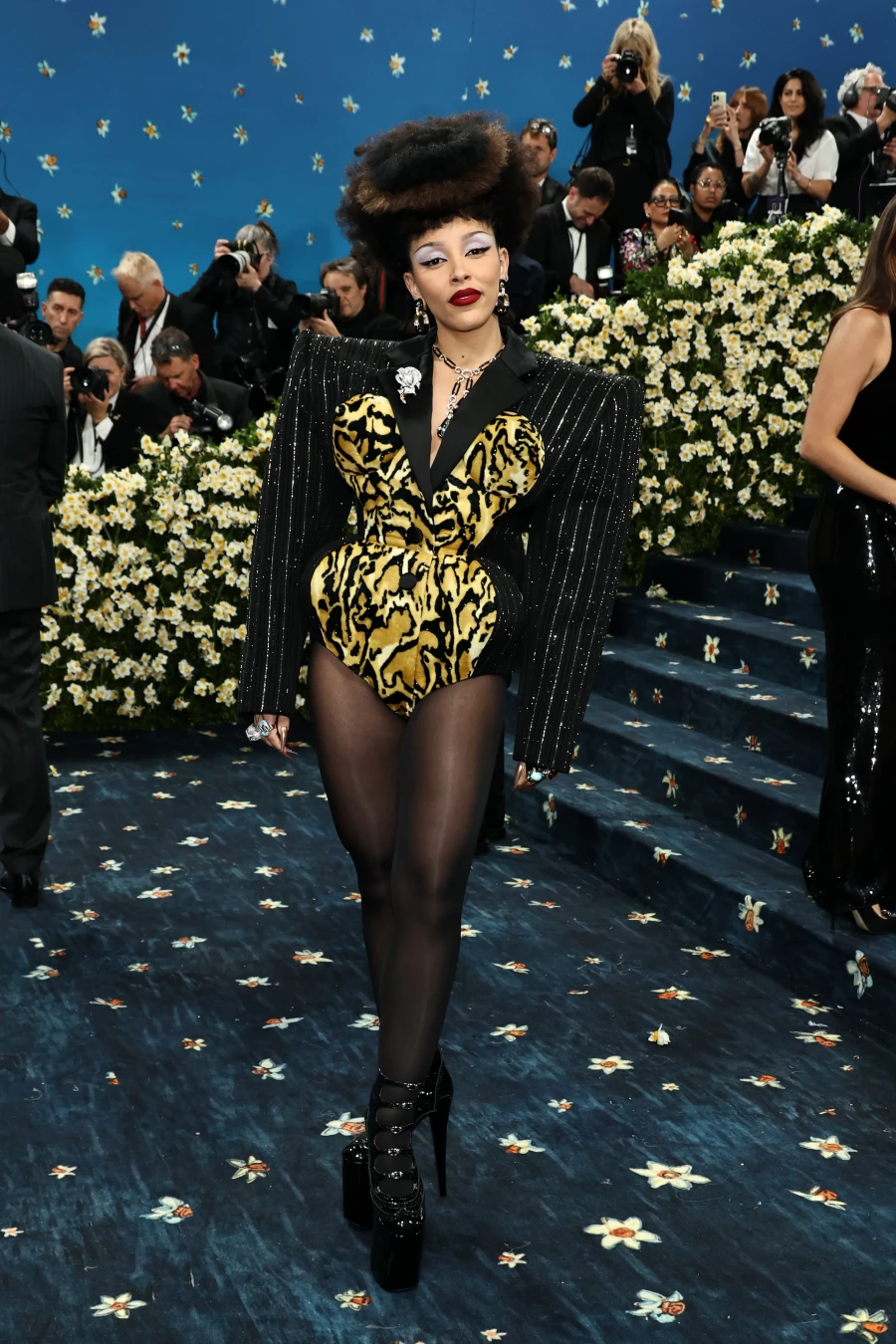 Kırmızı Halı Alarmı: Met Gala 2025 - 11