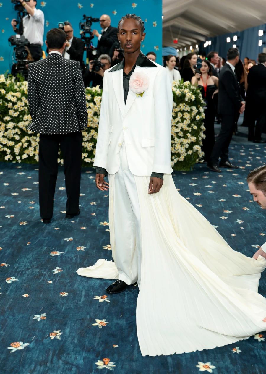 Kırmızı Halı Alarmı: Met Gala 2025 - 10