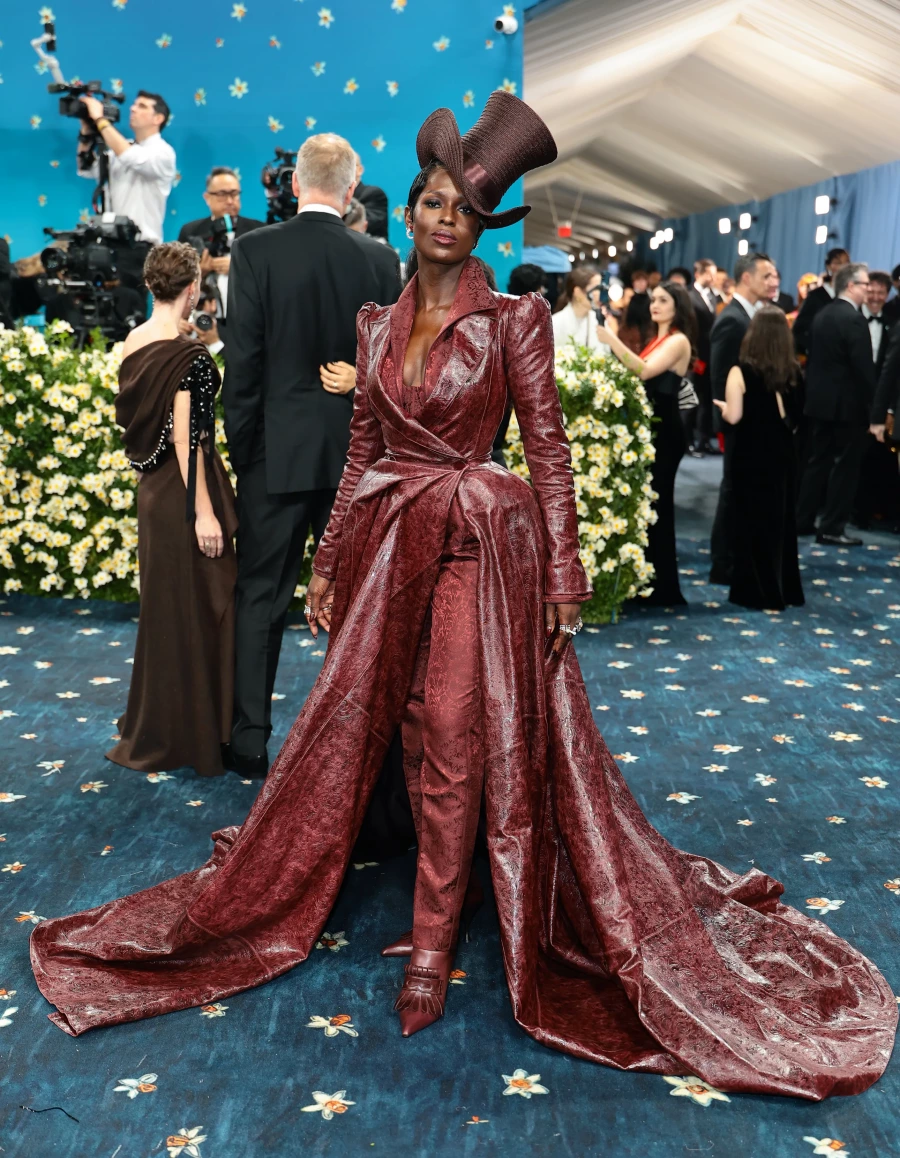 Kırmızı Halı Alarmı: Met Gala 2025 - 19