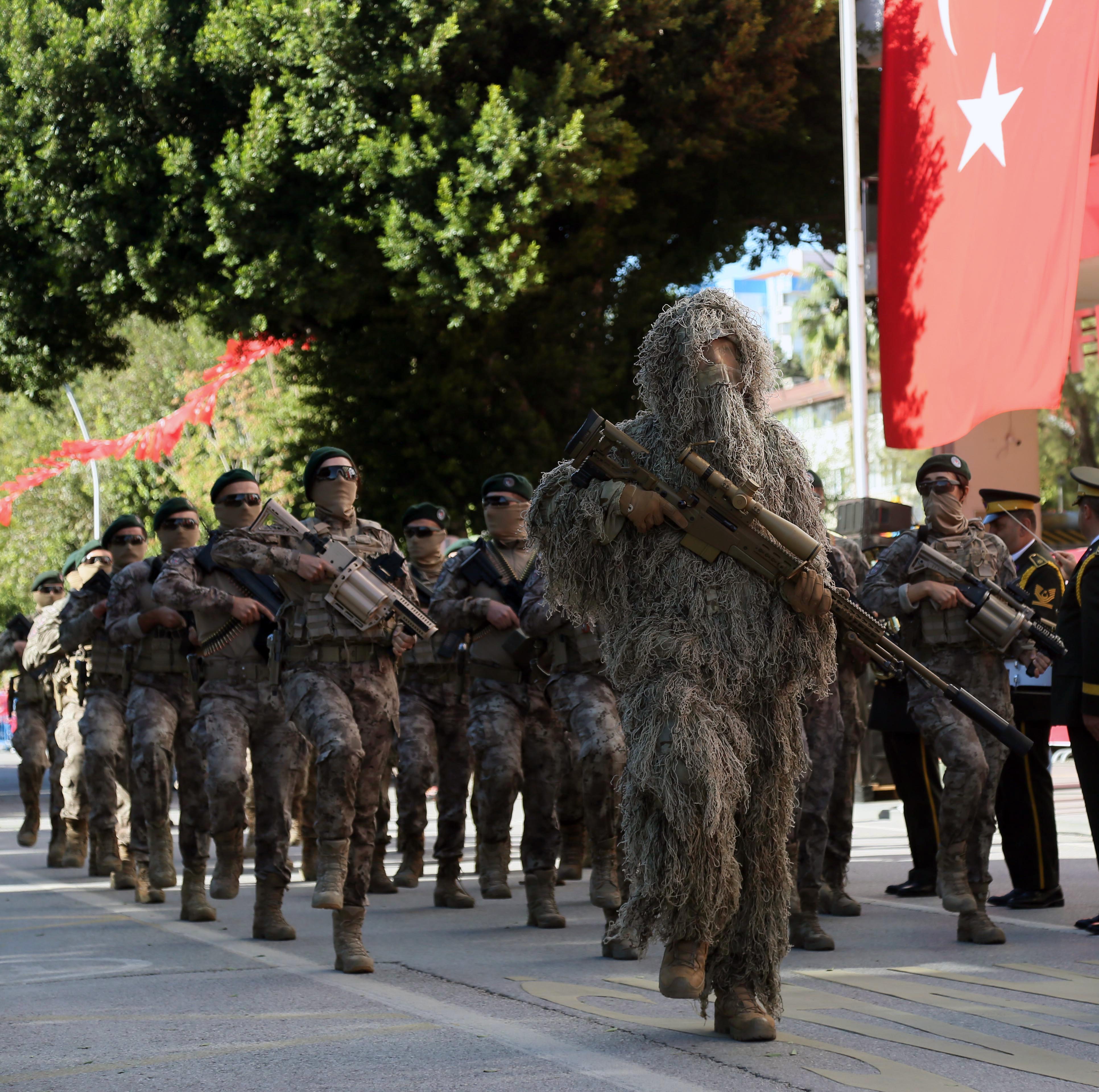Cumhuriyetin 102.yılında Antalya'da coşkulu kutlama - 7