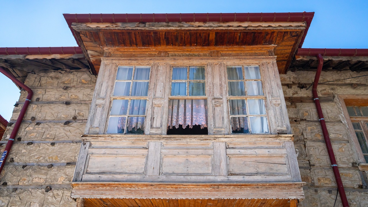 Toroslar'ın Eşsiz Mimarisi: Düğmeli Evler - 3