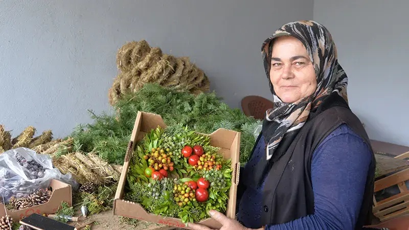 Burdurlu kadınların el emeğiyle yaptığı çelenkler Avrupa'yı süslüyor - 7