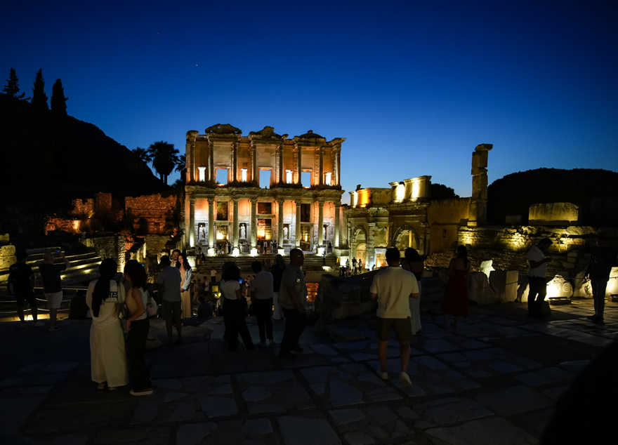 Efes'te gece müzeciliği dönemi - 7