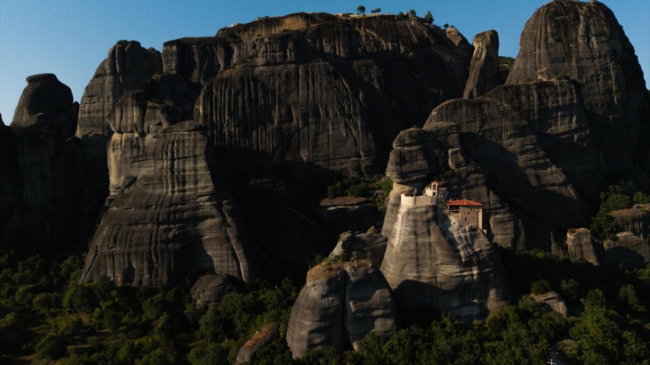 Yunanistan'ın dini ve kültürel mirası Meteora ziyaretçilerini ağırlıyor - 9