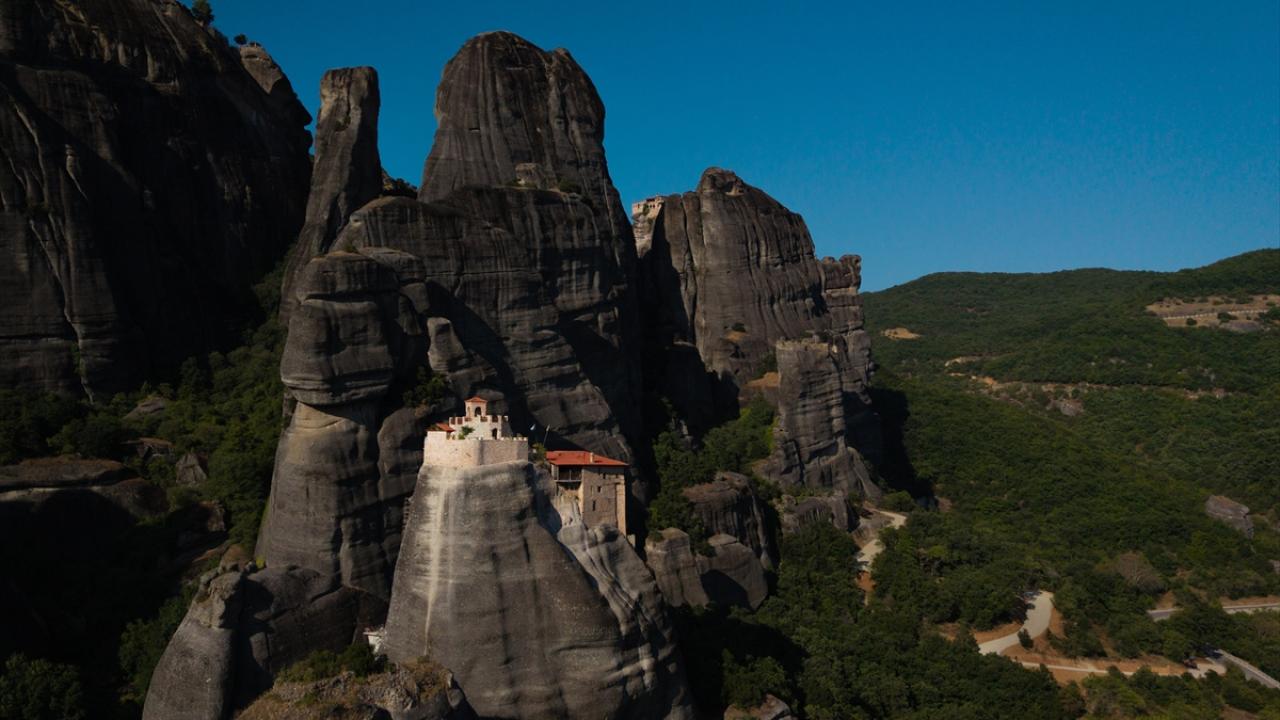 Yunanistan'ın dini ve kültürel mirası Meteora ziyaretçilerini ağırlıyor - 6