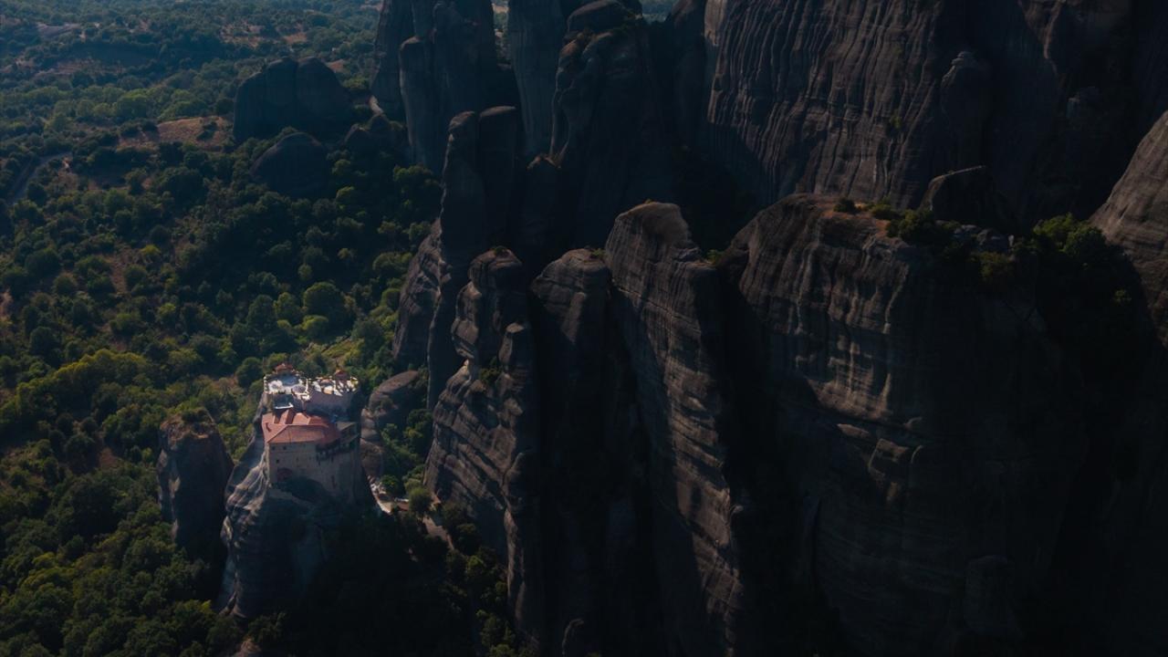 Yunanistan'ın dini ve kültürel mirası Meteora ziyaretçilerini ağırlıyor - 4
