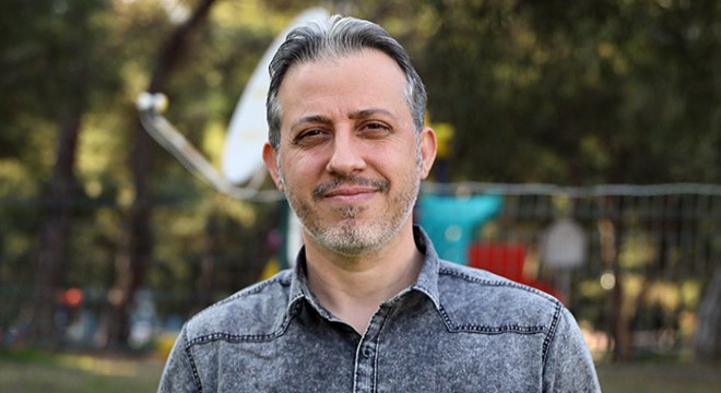 'Adil davranmıyorsunuz' dediği için kovulan öğretmenin hukuk zaferi