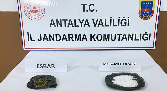 'Cam', uyuşturucu tacirine geçit vermedi