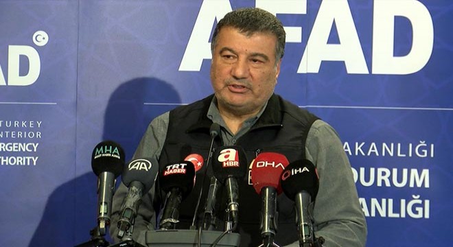 'Depremlerde 400 kilometre üzerinde yüzey kırığı oluştu'