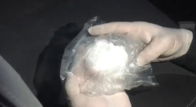 'Dur' ihtarına uymayan şüpheliler uyuşturucuyla yakalandı