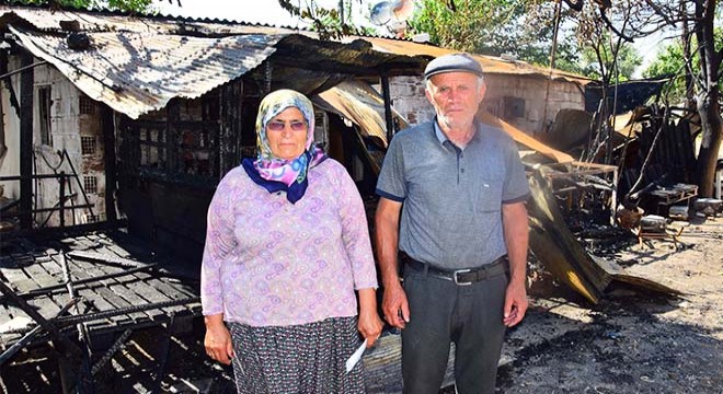 'Ev olmayınca eşyaları nereye koyalım'