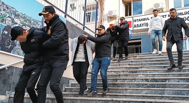 "Gizli polisiz" deyip 10 bin dolar çaldılar