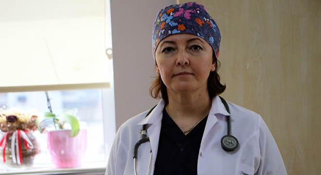 'Konuşurken ıslanan maske hemen değiştirilmeli'