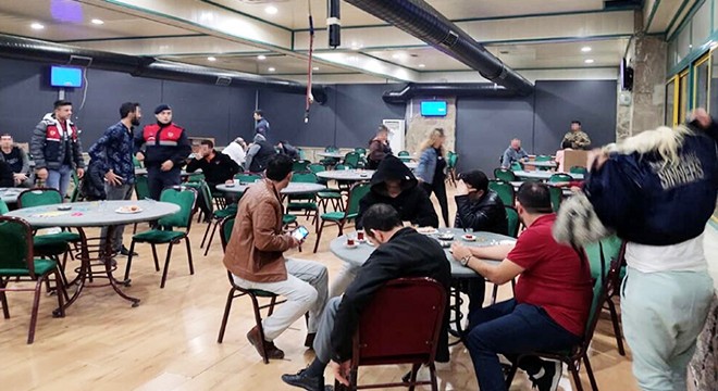 'Kumar' baskını; 47 kişiye 85 bin lira ceza