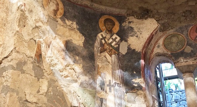'Noel Baba'nın mezarı dünya gündeminde