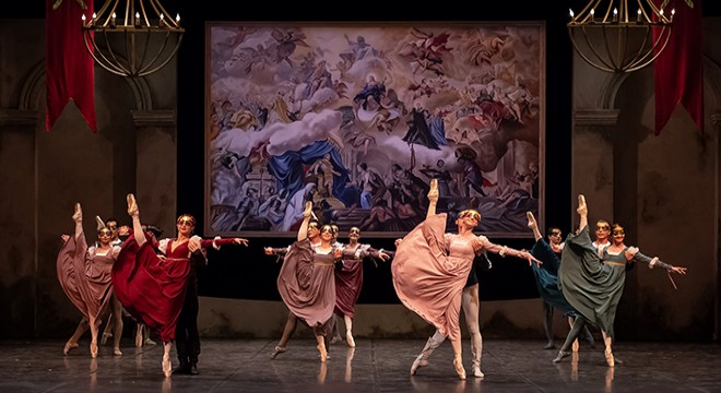 'Romeo ve Juliet' Antalya DOB sahnesinde
