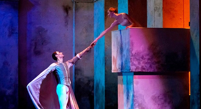 'Romeo ve Juliet' büyüledi