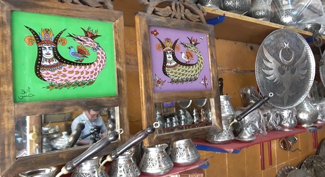 'Şahmeran' efsanesi bakırcıların ellerinde yaşatılıyor