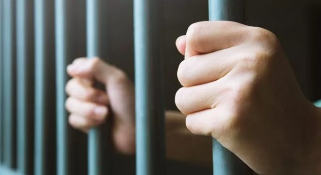 'Sigortacıyım' yalanıyla dolandırıcılığa 4,5 yıl hapis