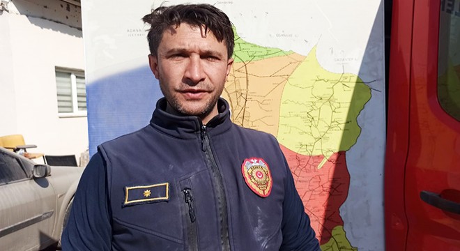 'Tırnağını bir yere sürt' uyarısı ile enkazdan hayat kurtarıyorlar
