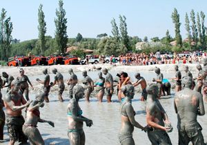 Eşen Çay'ında çamur turizmi