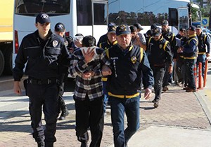 Alanya'da hırsızlık çetesi çökertildi