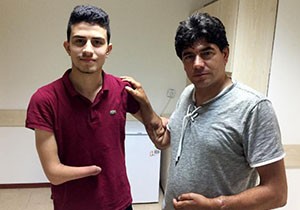 İlk çift kol nakilliden, çift kol nakli adayına moral