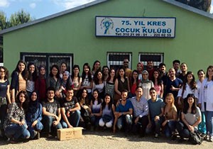 Miniklere diş sağlığı eğitimi