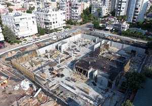 Çok amaçlı gösteri merkezi yükseliyor