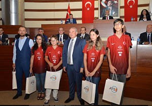 Şampiyonlara ATSO'dan ödül