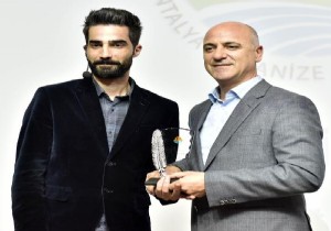 OSB'den yılın eğitim insanı ödülü
