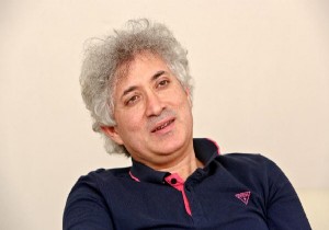 Ünlü cerrah Ömer Özkan'ın laboratuvar mücadelesi