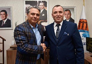 Ümit Uysal servis esnafıyla görüştü