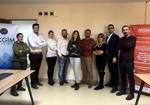 AÜ'lü öğrenciler 1 milyon dolar ödüllü yarışmaya kabul edildi