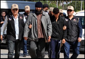 Antalya'da 7 IŞİD şüphelisi adliyeye sevk edildi