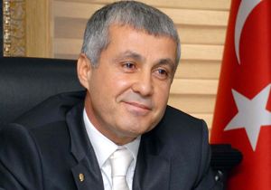 Manavgat'ın CHP'li Başkanı Sözen koltuğa oturdu