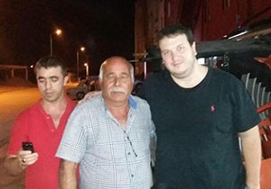 Antalya'da film çeken Şahan Gökbakar'ın köfte- piyaz molası