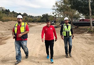 Başkan Türel sabah yürüyüşünü şantiyede yaptı