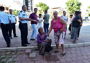 Kocası gözaltına alınınca 'Şekeri var, dikkat edin' diye ağladı