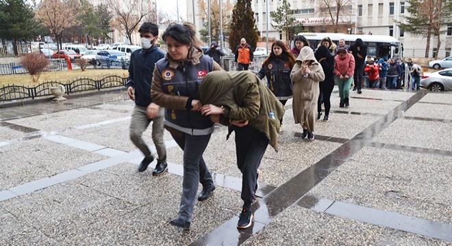  Arka Sokaklar  adlı fuhuş operasyonunda 4 tutuklama