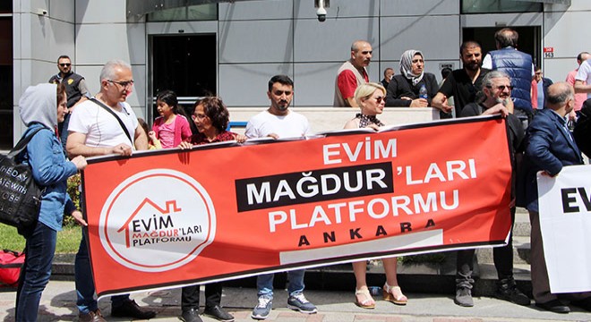  Evim  mağdurları TMSF önünde eylem yaptı