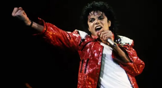  Michael  filmi için bekleyiş sürüyor