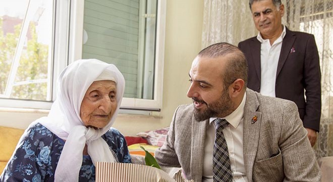100 üncü yılda Antalya da 100 yaşında hasta ziyareti