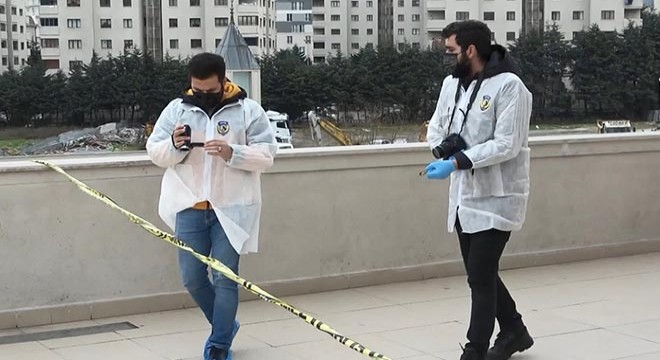 12'nci kattan düşen 16 yaşındaki genç öldü