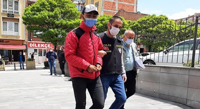 14 yerden hırsızlık yaptı, ayağındaki ayakkabı da çalıntı çıktı