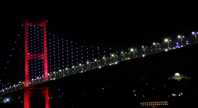 15 Temmuz Şehitler Köprüsü'nde intihar girişimi