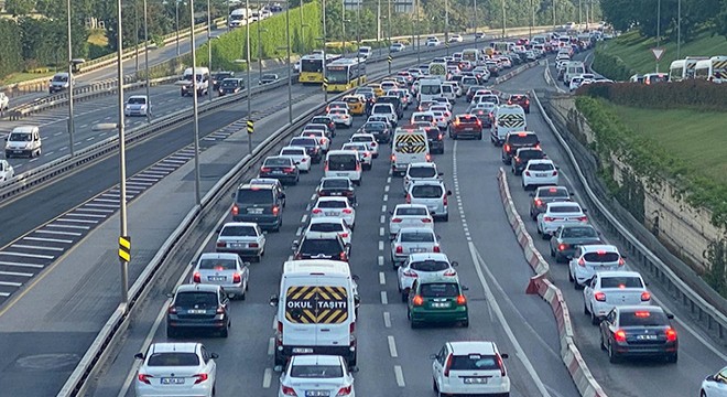 15 Temmuz Şehitler Köprüsü'nde trafik yoğunluğu
